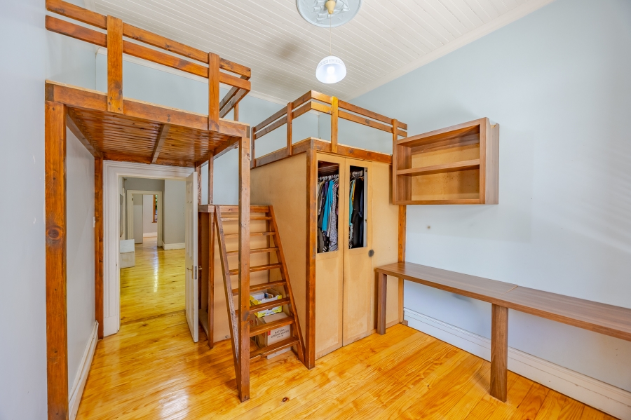 7 Bedroom Property for Sale in Wynberg Western Cape